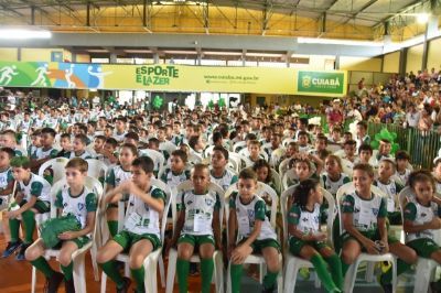 Programa Bom de Bola, Bom de Escola � lan�ado com 800 participantes