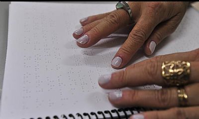 Dia Mundial do Braile chama aten��o para inclus�o na escrita e leitura