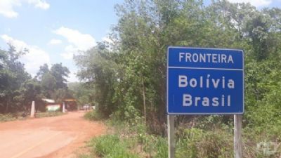 Ap�s 19 horas e 'drible' em rota do narcotr�fico, universit�rios que estavam na Bol�via chegam a MT
