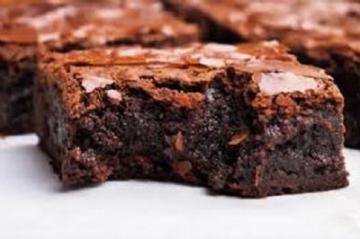 Aprenda como fazer brownie de chocolate