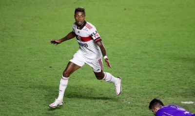 Primeiro Cl�ssico dos Milh�es do ano � crucial para Flamengo e Vasco