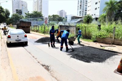 ​Prefeitura tapa buraco �s pressas em Cuiab� ap�s morte de entregador