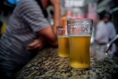Venda de bebida alco�lica � proibida pela Justi�a em cidades de MT