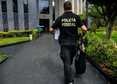 PF cumpre mandados em concession�ria de luxo, pousada no Manso e casa de empres�rio