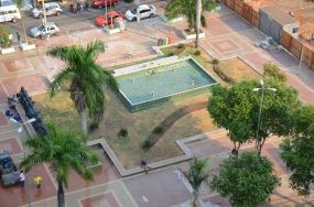 Na data em que comemora 135 anos, Pra�a Alencastro � entregue � popula��o