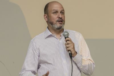 Novo oficializa candidatura de Paulo Henrique Grando para prefeitura e 15 nomes para C�mara