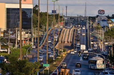 Mais duas avenidas ter�o corredores de �nibus