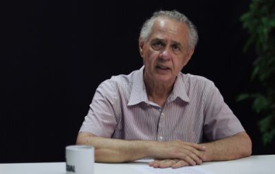 Antero em tr�s momentos: hist�rias de vida, an�lise pol�tica e comunica��o