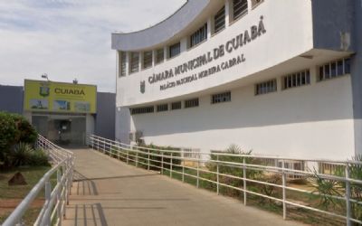 Com tr�s servidores infectados por Covid-19 e 13 suspeitos, C�mara suspende atividades presenciais