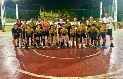 ​Projeto P�s de Ouro transforma futsal em ferramenta de inclus�o social em bairro de VG
