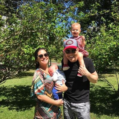 Thais Fersoza compartilha foto com Tel� e os filhos: 