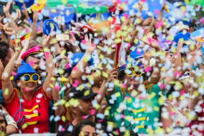 Carnaval cuiabano come�a neste s�bado com desfile de blocos