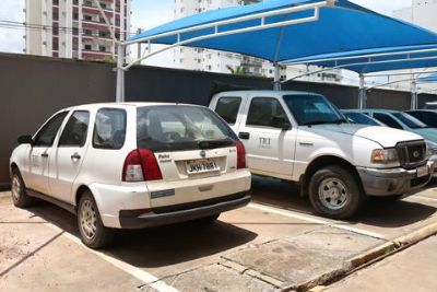 TRT-MT realiza leil�o de ve�culos