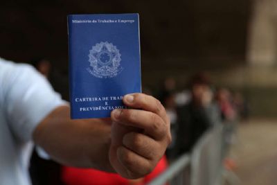 Governo quer bancar qualifica��o com seguro-desemprego