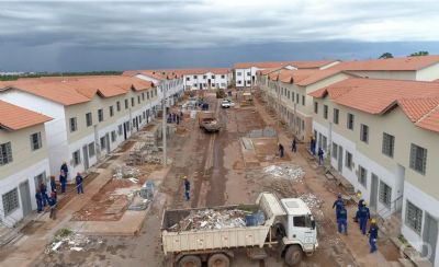 ​MPF acompanha obras e entrega de casas nos Residenciais Colinas Douradas 1 e 2 em VG