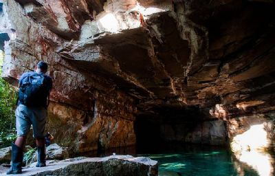 ​Caverna com �guas cristalinas em Chapada dos Guimar�es-MT � op��o para o feriado de carnaval