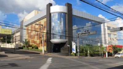 CDL Cuiab� solicita prorroga��o do vencimento do alvar� de funcionamento