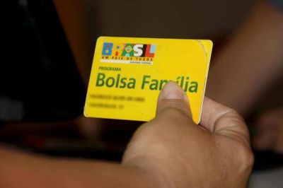 Governo mant�m suspensa atualiza��o de cadastro e medidas de bloqueio do Bolsa Fam�lia