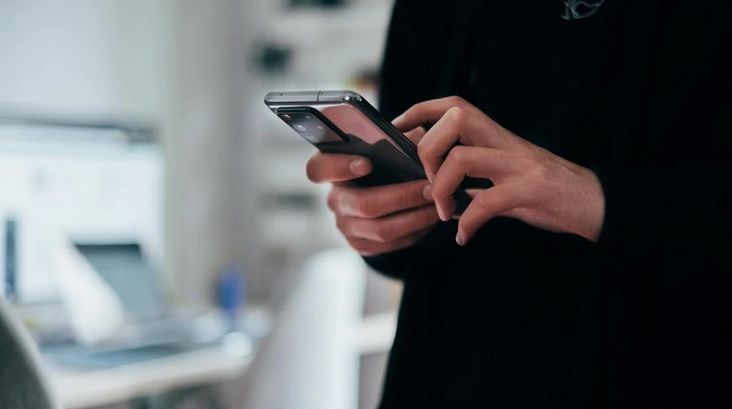 Com a chegada do 5G, ainda compensa comprar um celular com 4G?