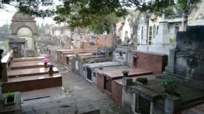 Cuiab� teve m�dia de 11 mortes por dia em decorr�ncia do coronav�rus na �ltima semana