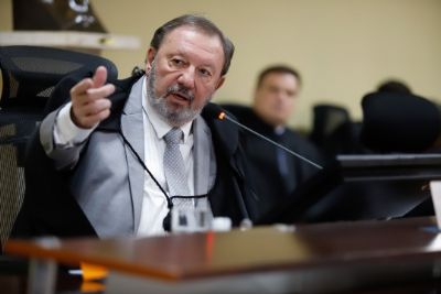 TCE-MT instaura acompanhamento simult�neo e pede esclarecimento de prefeito sobre empr�stimo de R$ 139 mi