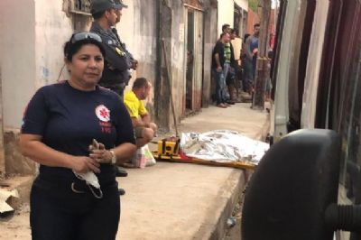 Muro cai em decorr�ncia da chuva e mata um oper�rio em Cuiab�