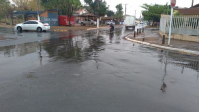 Fim de semana ser� de chuva com alerta para 52 cidades