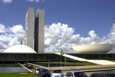 Deputados e senadores voltam do recesso nesta segunda; saiba quais ser�o as pautas priorit�rias