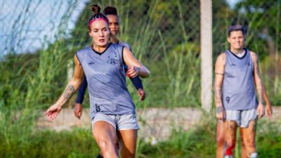 ​Mixto contrata zagueira e renova com lateral-esquerda