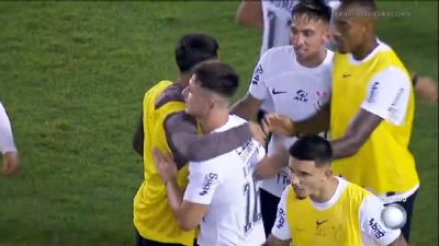 Com dois jogadores a menos, ​Corinthians empata com o Palmeiras