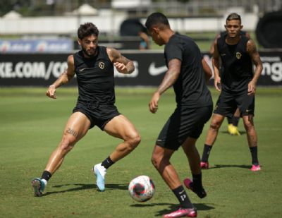 Corinthians faz �ltimo treino em S�o Paulo antes de embarcar para Mato Grosso