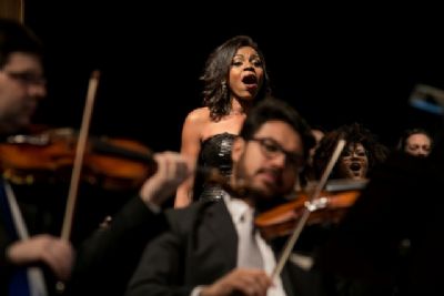 M�sicos da Orquestra de Mato Grosso apresentam espet�culo no Cine Teatro Cuiab�