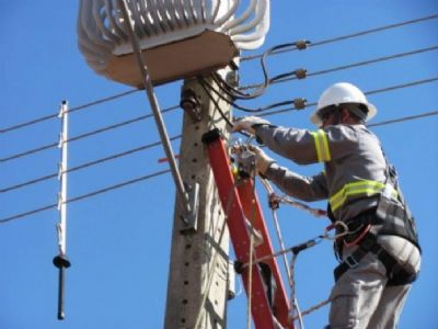 Moradores ficam sem energia e sem eletrodom�sticos