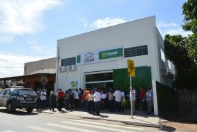CRAS Osmar Cabral realiza mais de 200 atendimentos no 1� dia de funcionamento