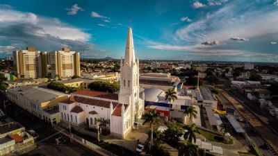 Feriado do dia do servidor p�blico: confira o que abre e o que fecha em MT