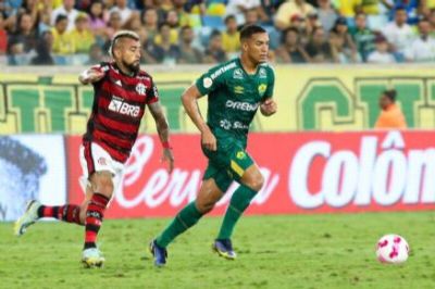 Torcidas do Flamengo registram B.O contra valores exorbitantes de ingressos