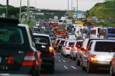Governo notifica a partir de hoje (14)  propriet�rios de ve�culos com o licenciamento em atraso