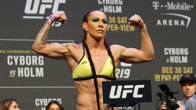 Cyborg diz que aceitou luta contra Amanda Nunes para dia 7 de julho, em Las Vegas