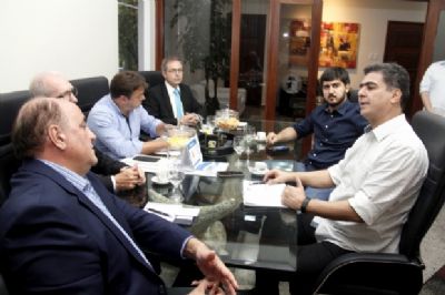 Prefeitura e Fecom�rcio firmam compromisso para oferecer cursos profissionalizantes em Cuiab�