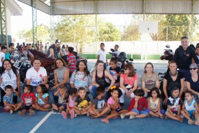Pedido de professor mobiliza grupo de motociclistas a ajudar crian�as carentes