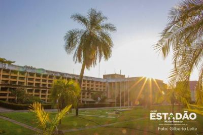 Biblioteca da UFMT realiza cadastro e atualiza��o cadastral