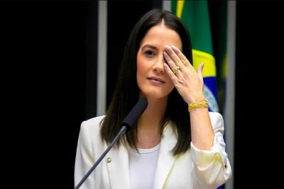 Morre aos 39 anos, deputada Am�lia Barros
