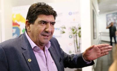 Dr. Jo�o sai de licen�a para suplente permane�a na ALMT
