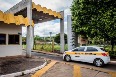 Autoescolas dever�o cumprir �ndice de aprova��o de 60% para manter credenciamento