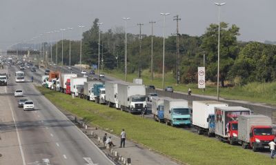 Governo certifica pontos de parada e descanso em rodovias