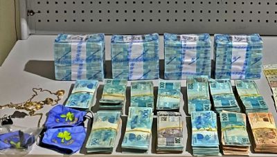​Pol�cia prende mulher em flagrante com mais de R$720 mil sem comprova��o de origem
