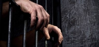 Prefeito de Aripuan� recorre � OAB e governo contra fechamento da cadeia p�blica