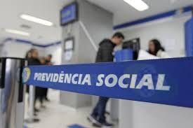 Governo reajusta aposentadoria e teto chega a R$ 5.839,45