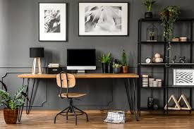 Estressado e trabalhando mais no home office? Veja motivos e como tentar reverter