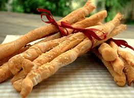Grissini de P�o de Queijo com Goiabada Picante